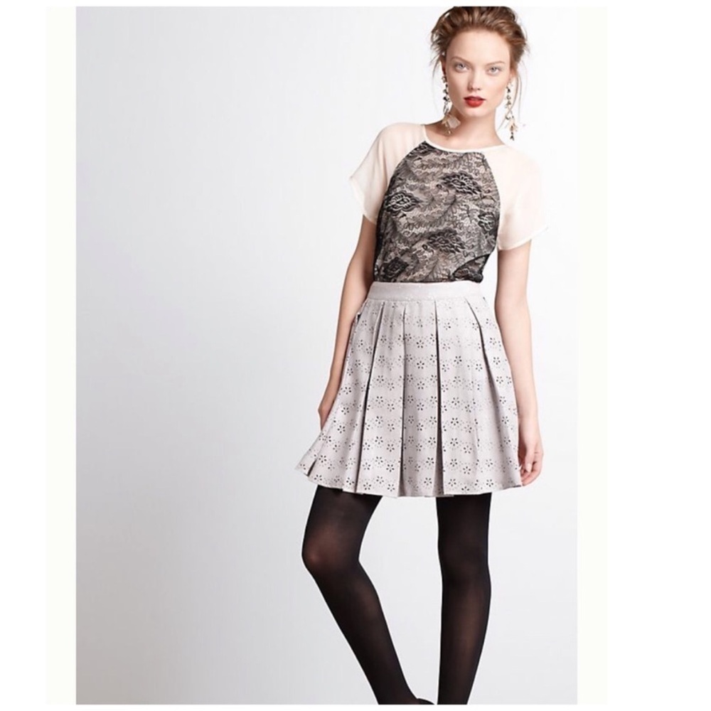 Anthropologie vessel by timo laser cut faux suede mini skirt